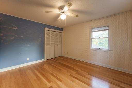 Bedroom 3 - 21660 Northfield Blvd Hampton-55.jpg