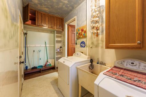 21660 Northfield Blvd Hampton-40.jpg