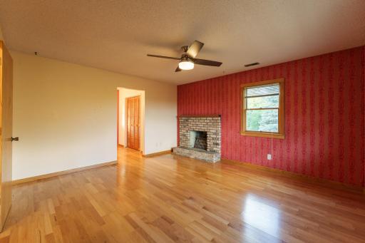 21660 Northfield Blvd Hampton-50.jpg