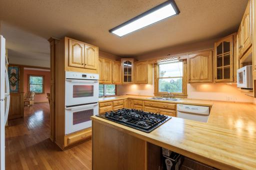 21660 Northfield Blvd Hampton-36.jpg