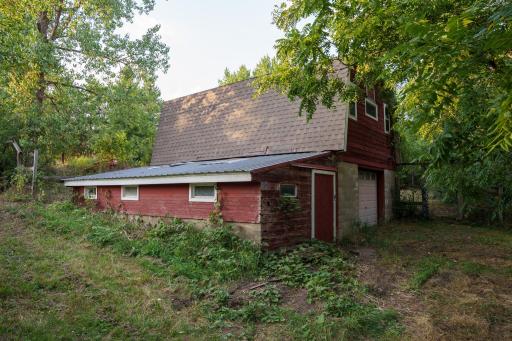 Storage Downstairs - 21660 Northfield Blvd Hampton-22.jpg