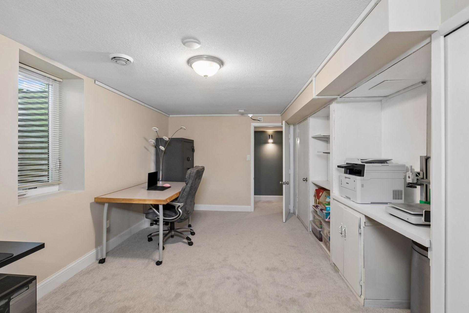 Lower level bedroom #4