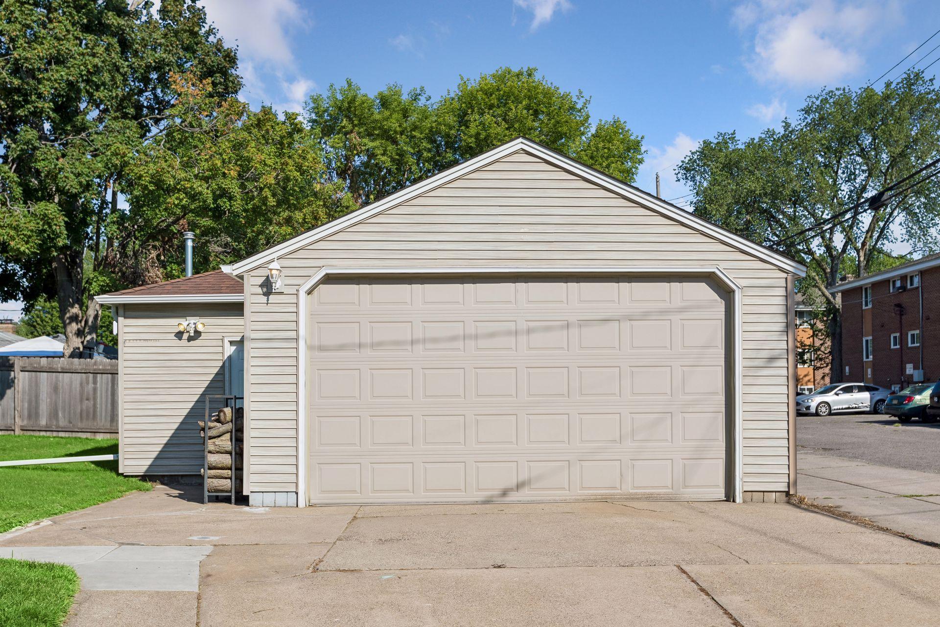 9' high garage door