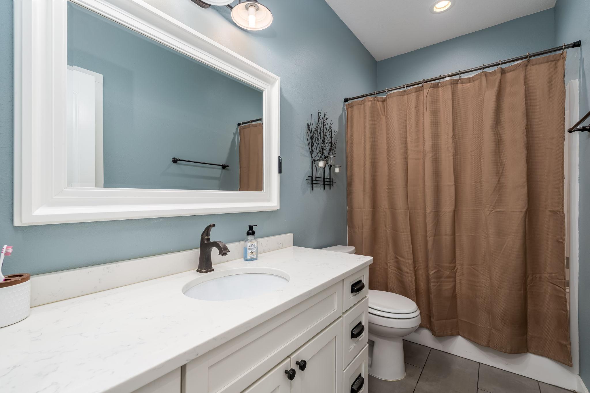 32-web-or-mls-2232-coventry-ln.jpg