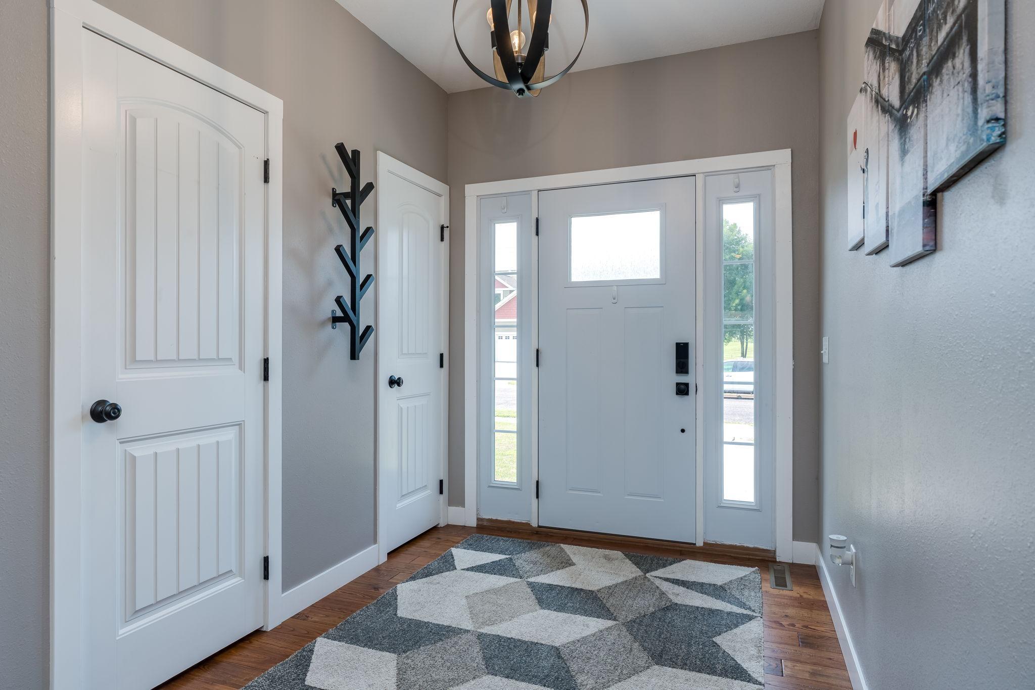 4-web-or-mls-2232-coventry-ln.jpg