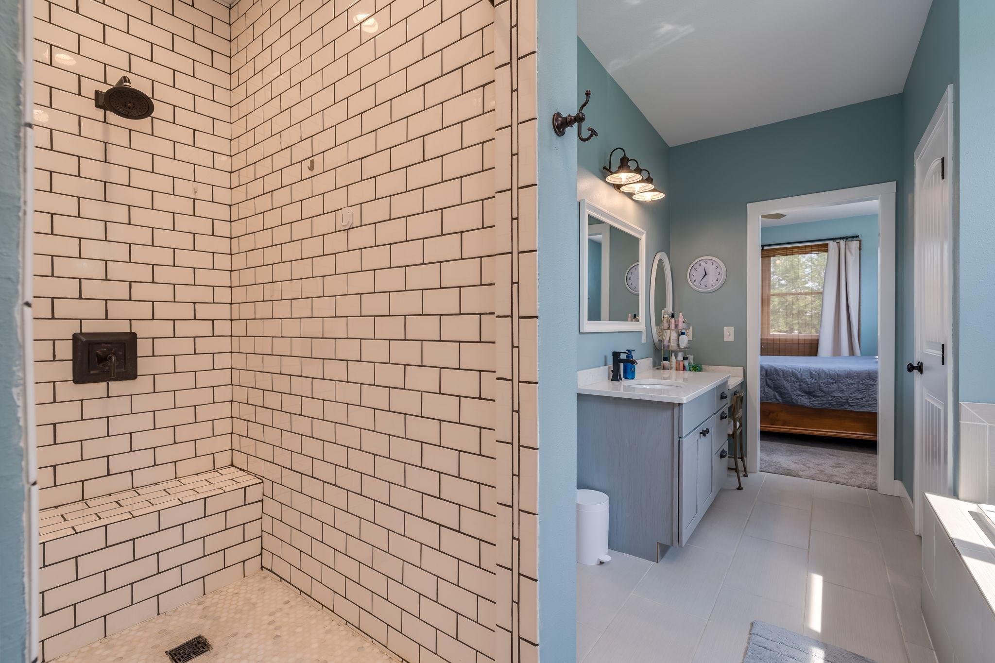 24-web-or-mls-2232-coventry-ln.jpg