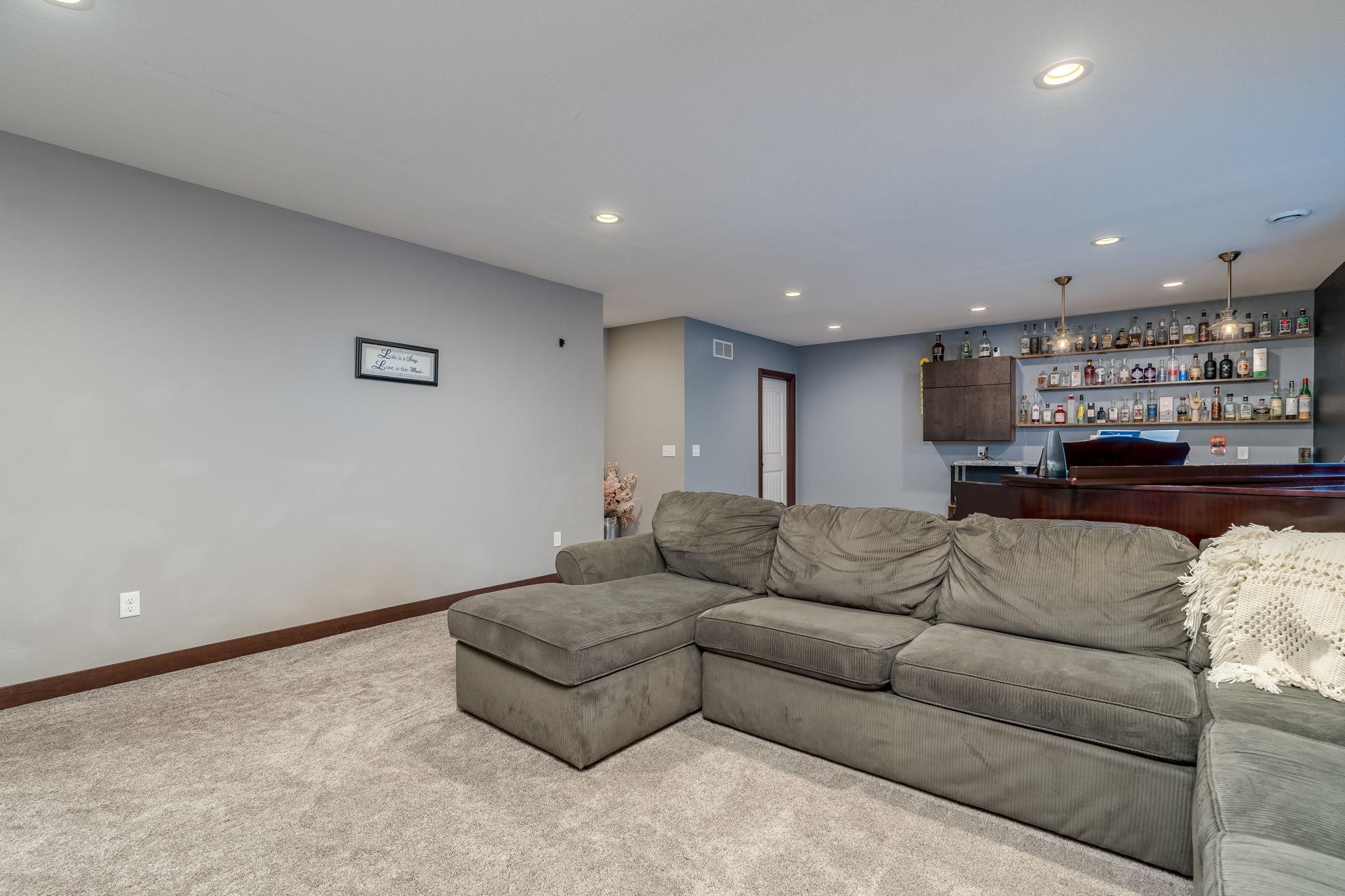 39-web-or-mls-2232-coventry-ln.jpg