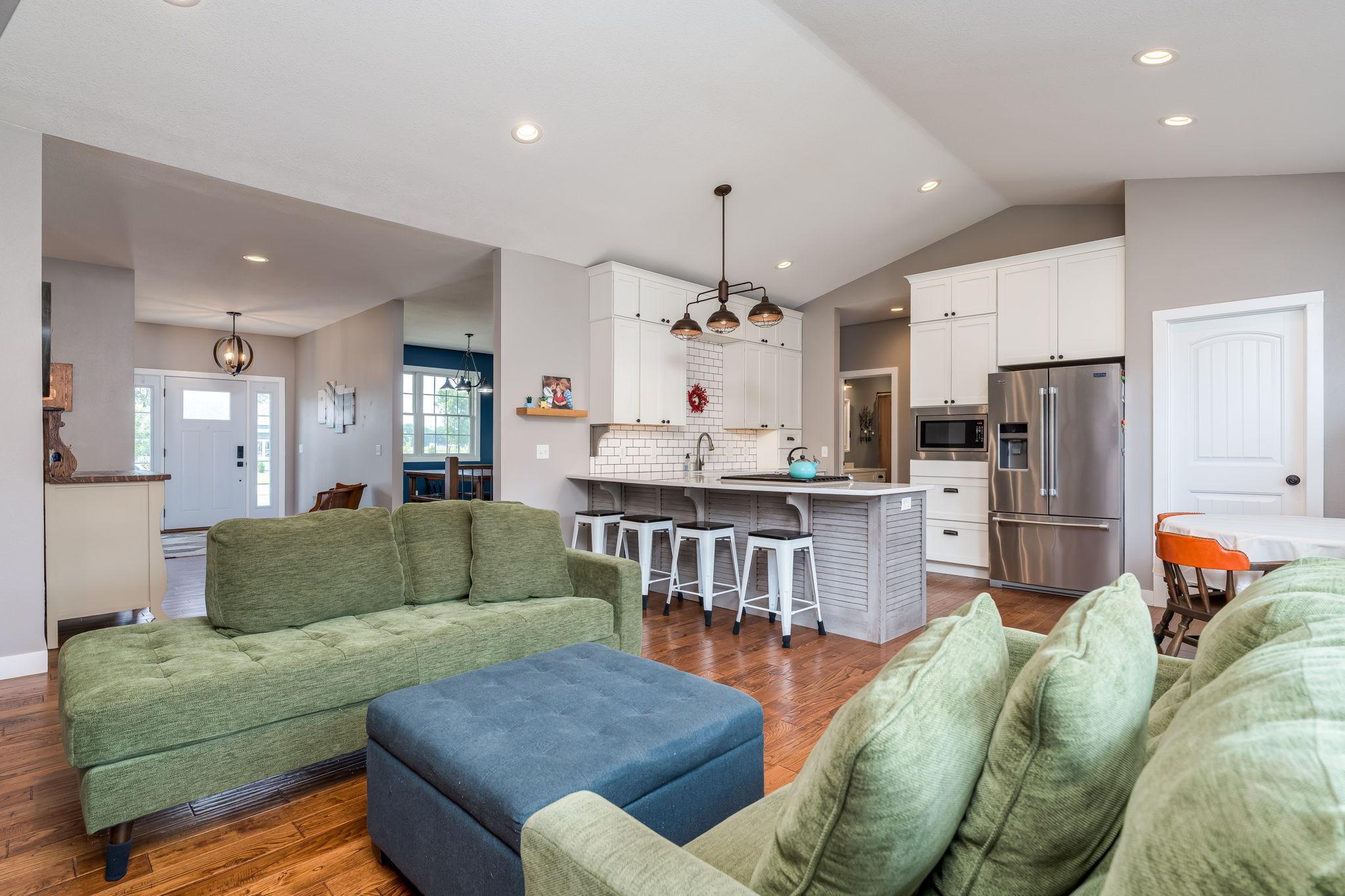 14-web-or-mls-2232-coventry-ln.jpg