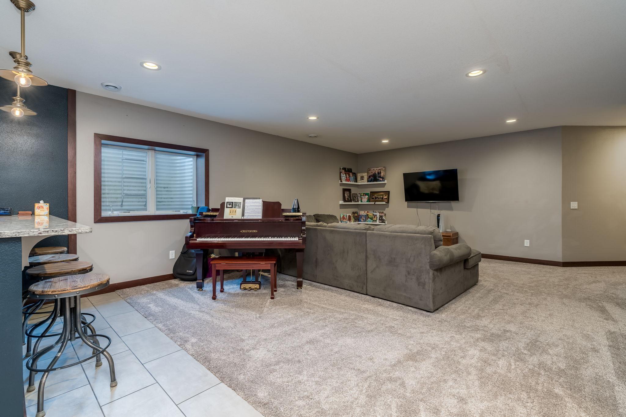 36-web-or-mls-2232-coventry-ln.jpg