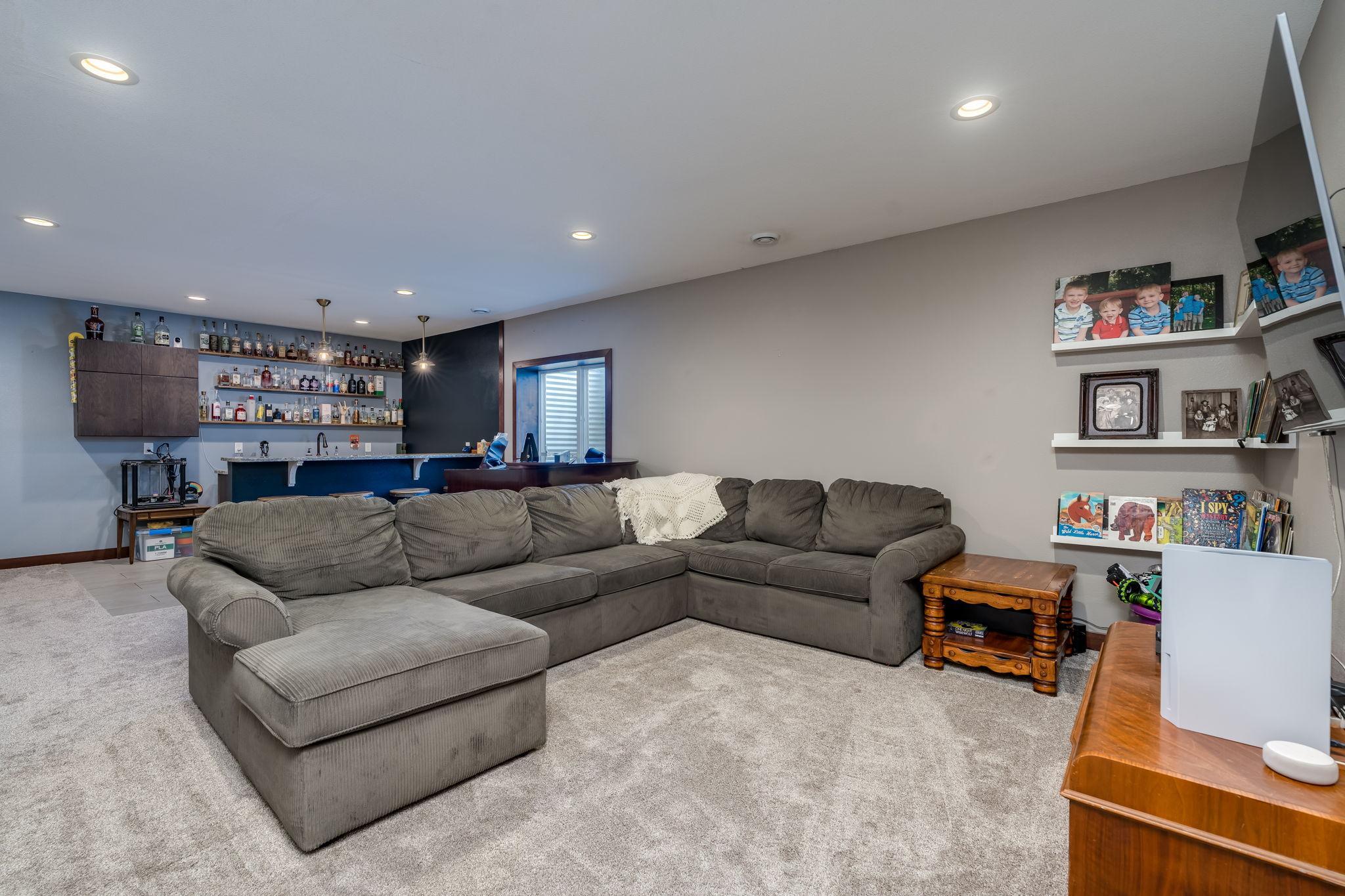 38-web-or-mls-2232-coventry-ln.jpg