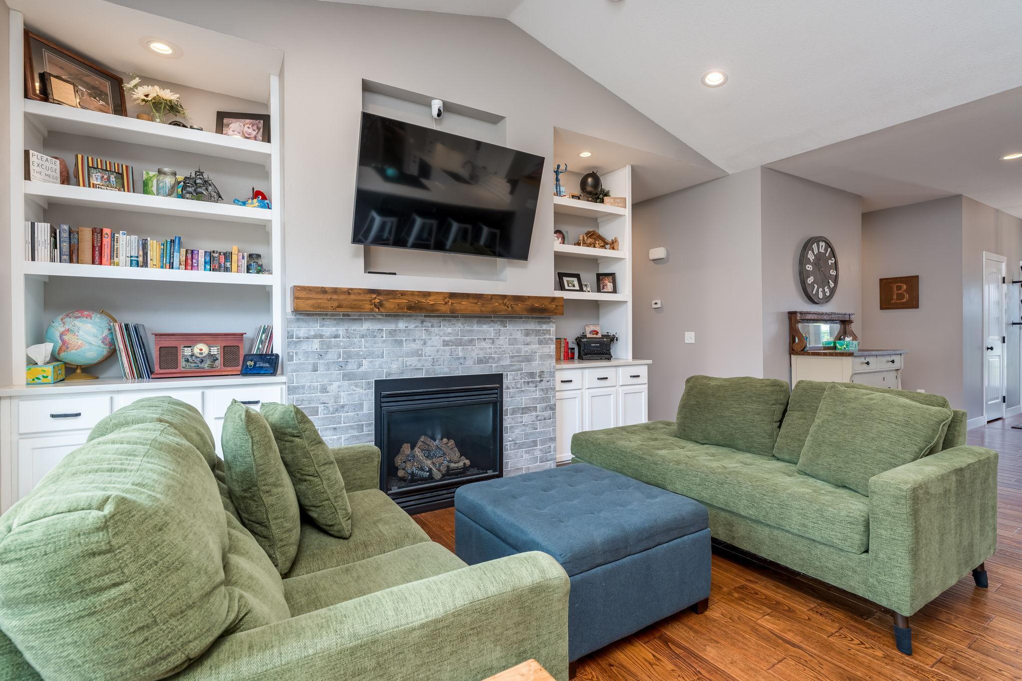 13-web-or-mls-2232-coventry-ln.jpg