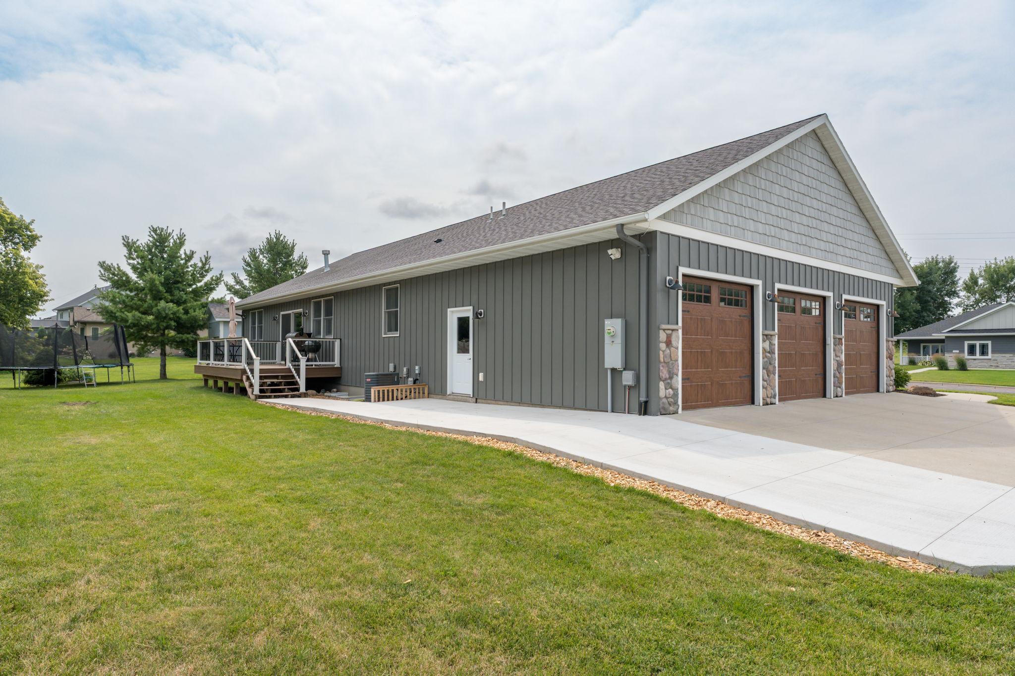 53-web-or-mls-2232-coventry-ln.jpg