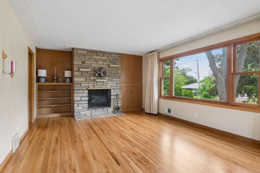 241 Van Buren Avenue N, Hopkins, MN 55343