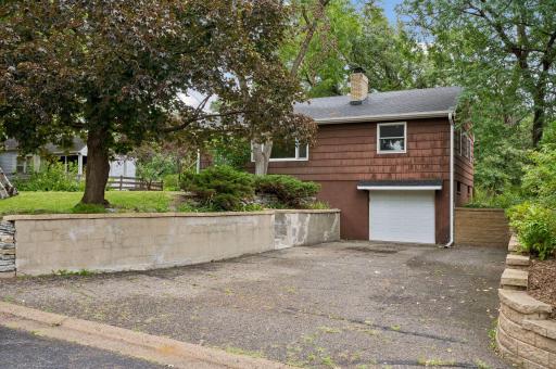 241 Van Buren Avenue N, Hopkins, MN 55343