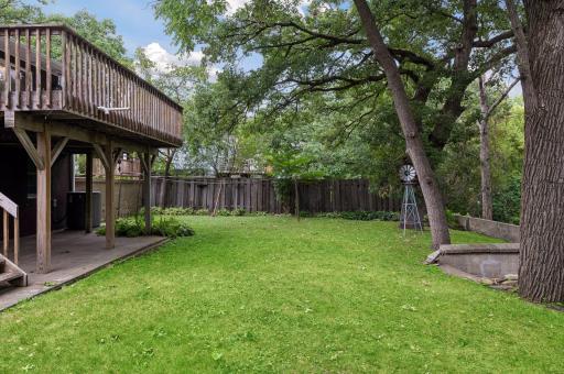 241 Van Buren Avenue N, Hopkins, MN 55343