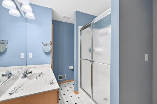 Lower level 3/4 bath