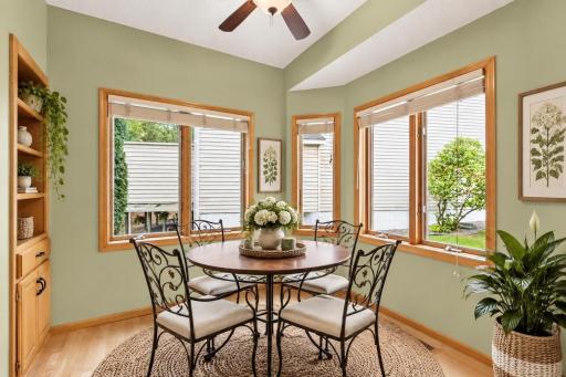 Breakfast nook- VIRTUALLY STAGED