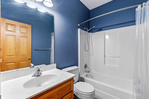 30-web-or-mls-22633-Zion-Pkwy-30.jpg