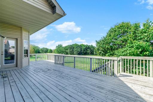 11-web-or-mls-22633-Zion-Pkwy-11.jpg