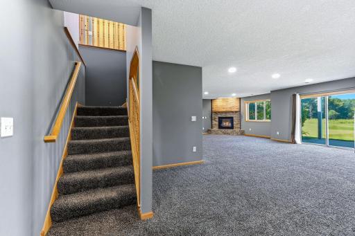 31-web-or-mls-22633-Zion-Pkwy-31.jpg