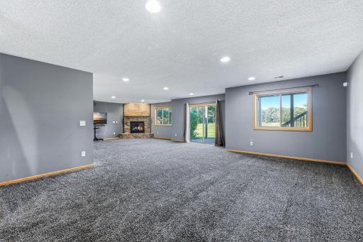 32-web-or-mls-22633-Zion-Pkwy-32.jpg