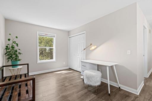 68-web-or-mls-2051 Highgate Cir-68.jpg