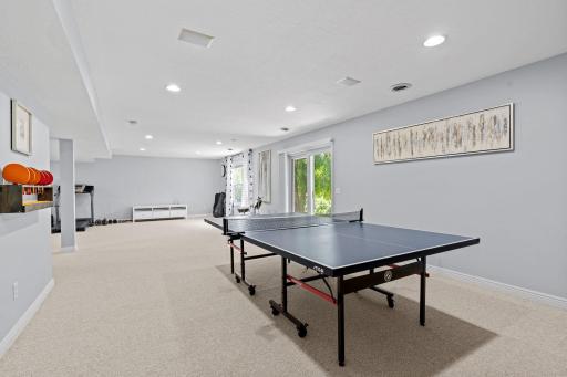 84-web-or-mls-2051 Highgate Cir-84.jpg