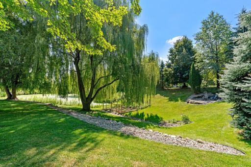 22-web-or-mls-2051 Highgate Cir-22.jpg