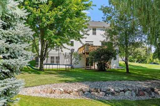 20-web-or-mls-2051 Highgate Cir-20.jpg