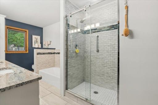 Main Floor Full Bath