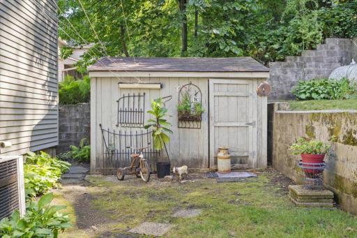 Shed