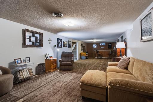 Nice entertainment space.