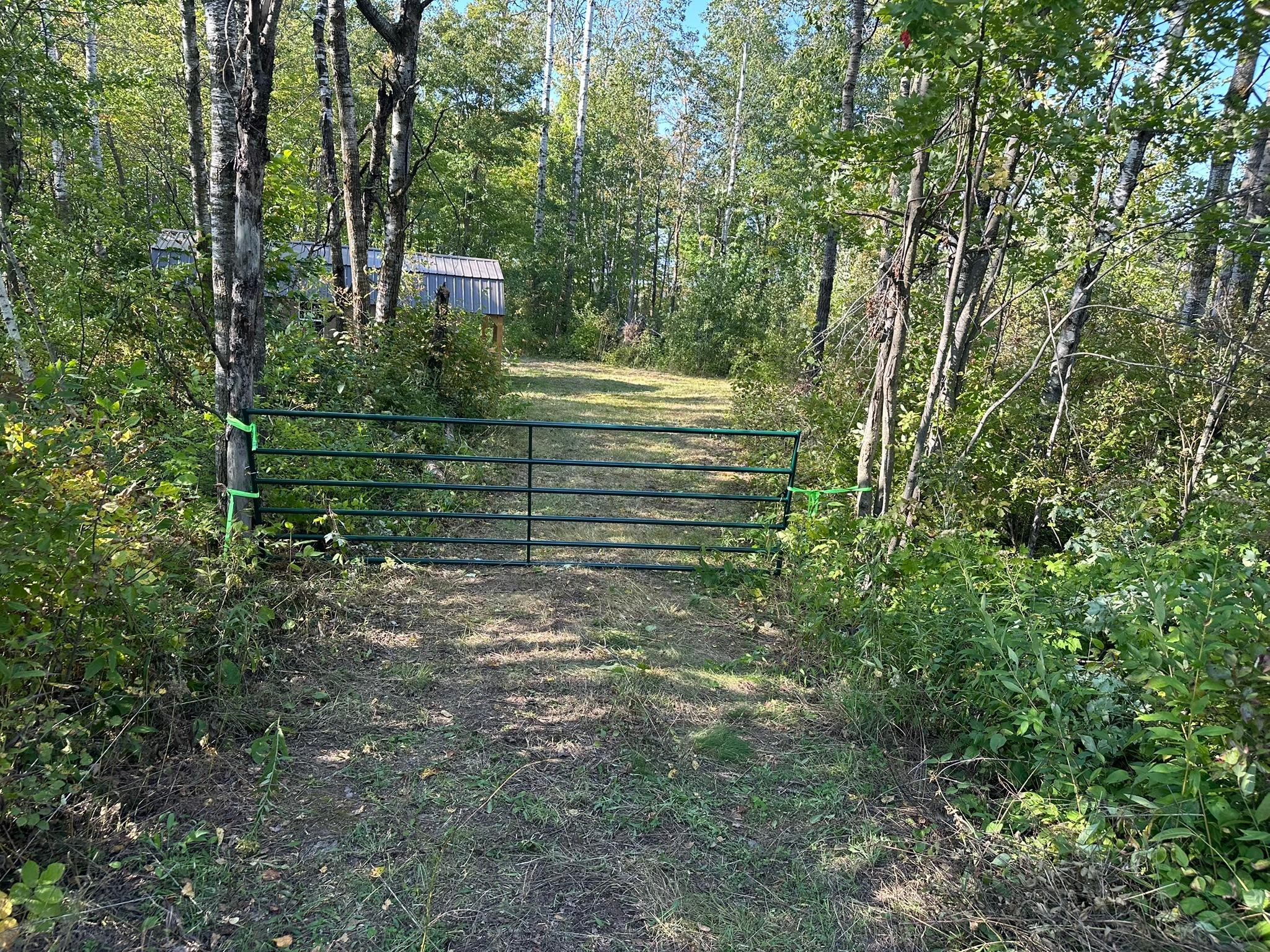 1 Gate.JPEG