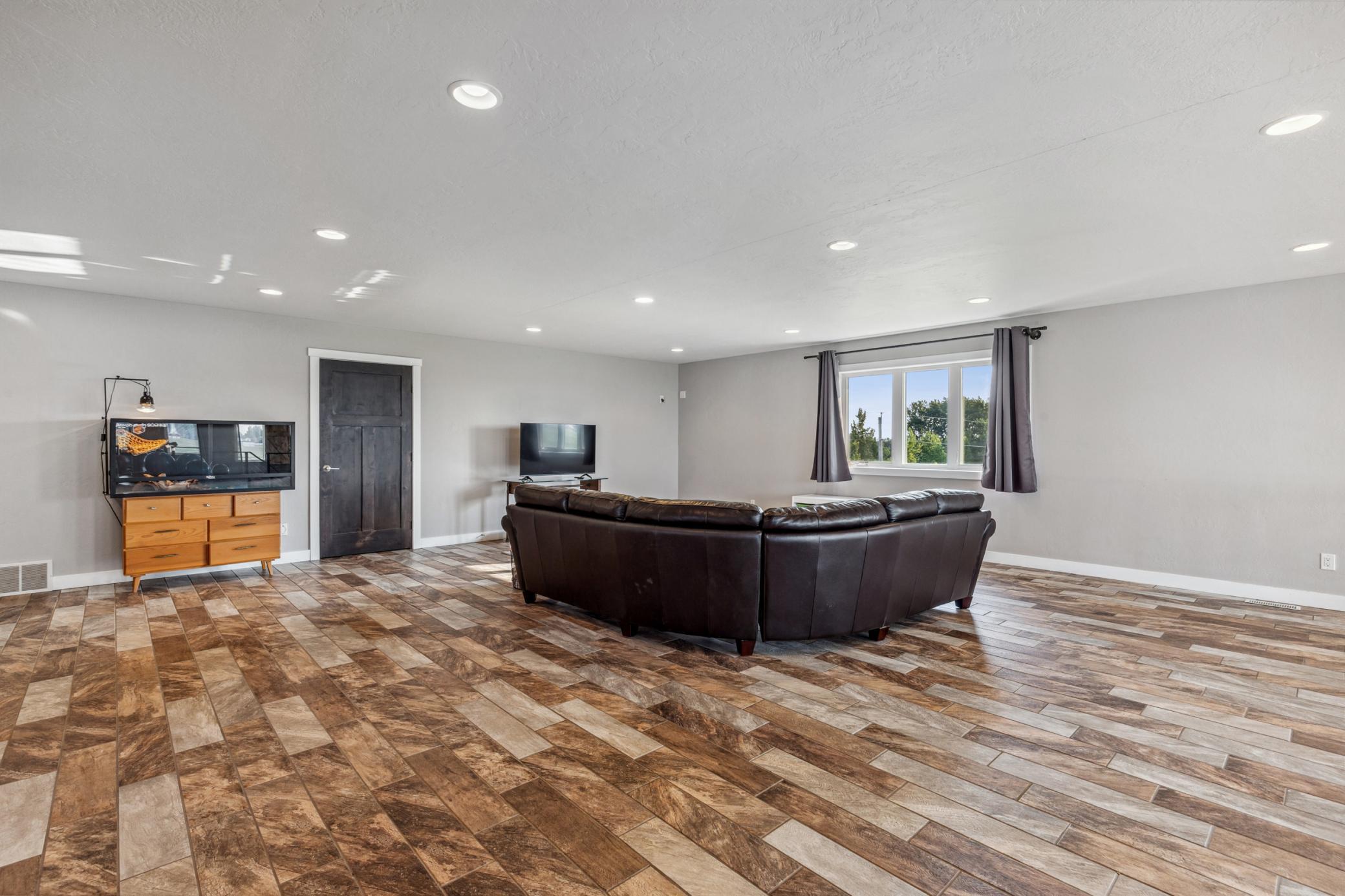 Upper Family Room