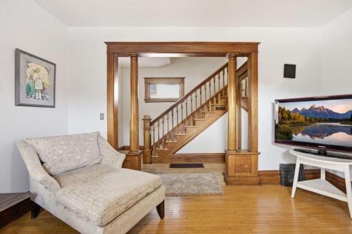 8-web-or-mls-1825 W Minnehaha Ave-6.jpg