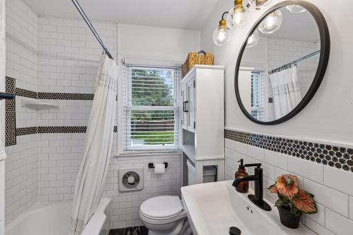 2745 Blackstone Avenue, Saint Louis Park, MN 55416