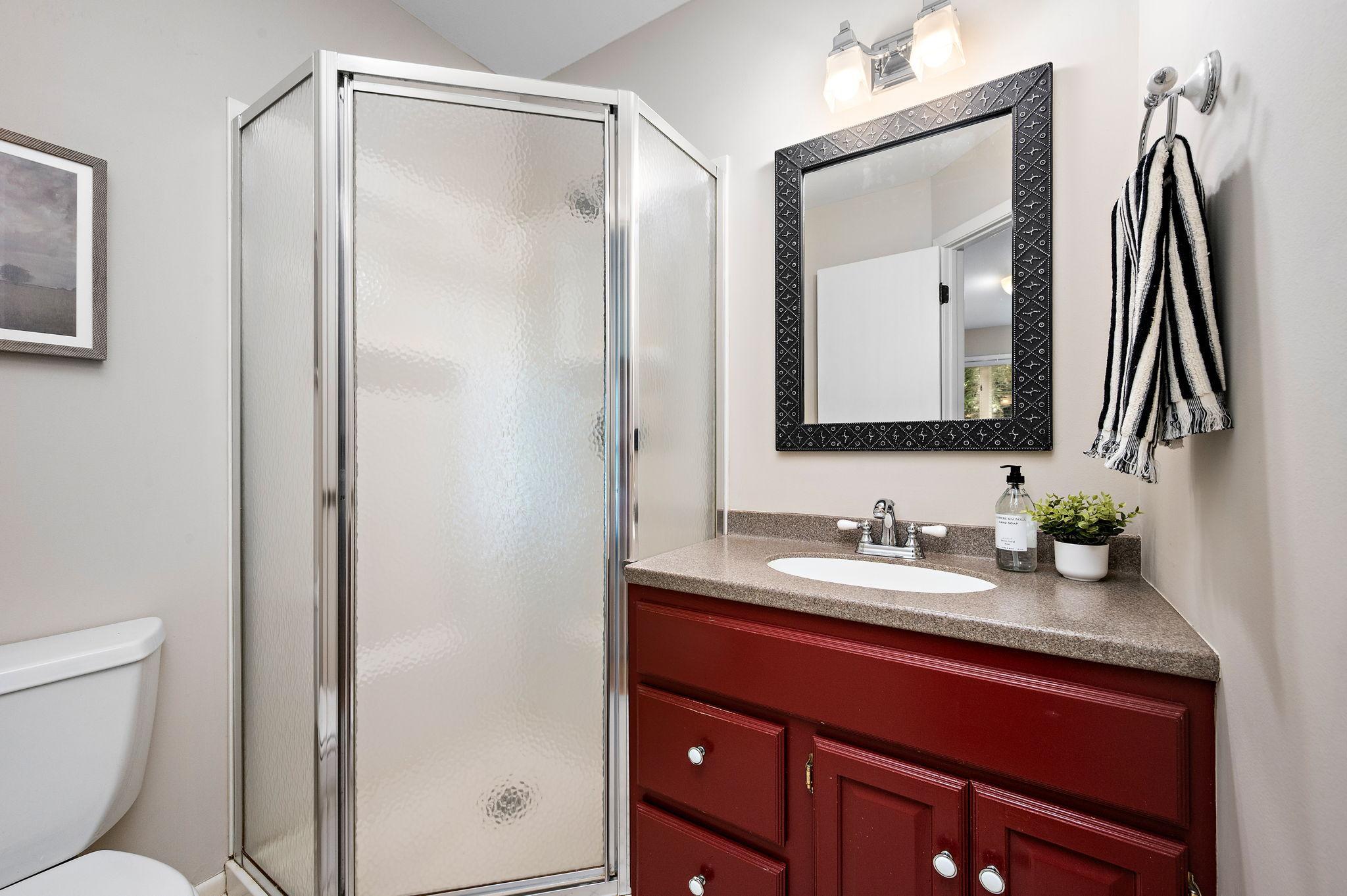 Main floor 3/4 bathroom