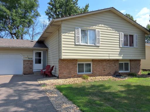 8456 Brunswick Court N, Minneapolis, MN 55443