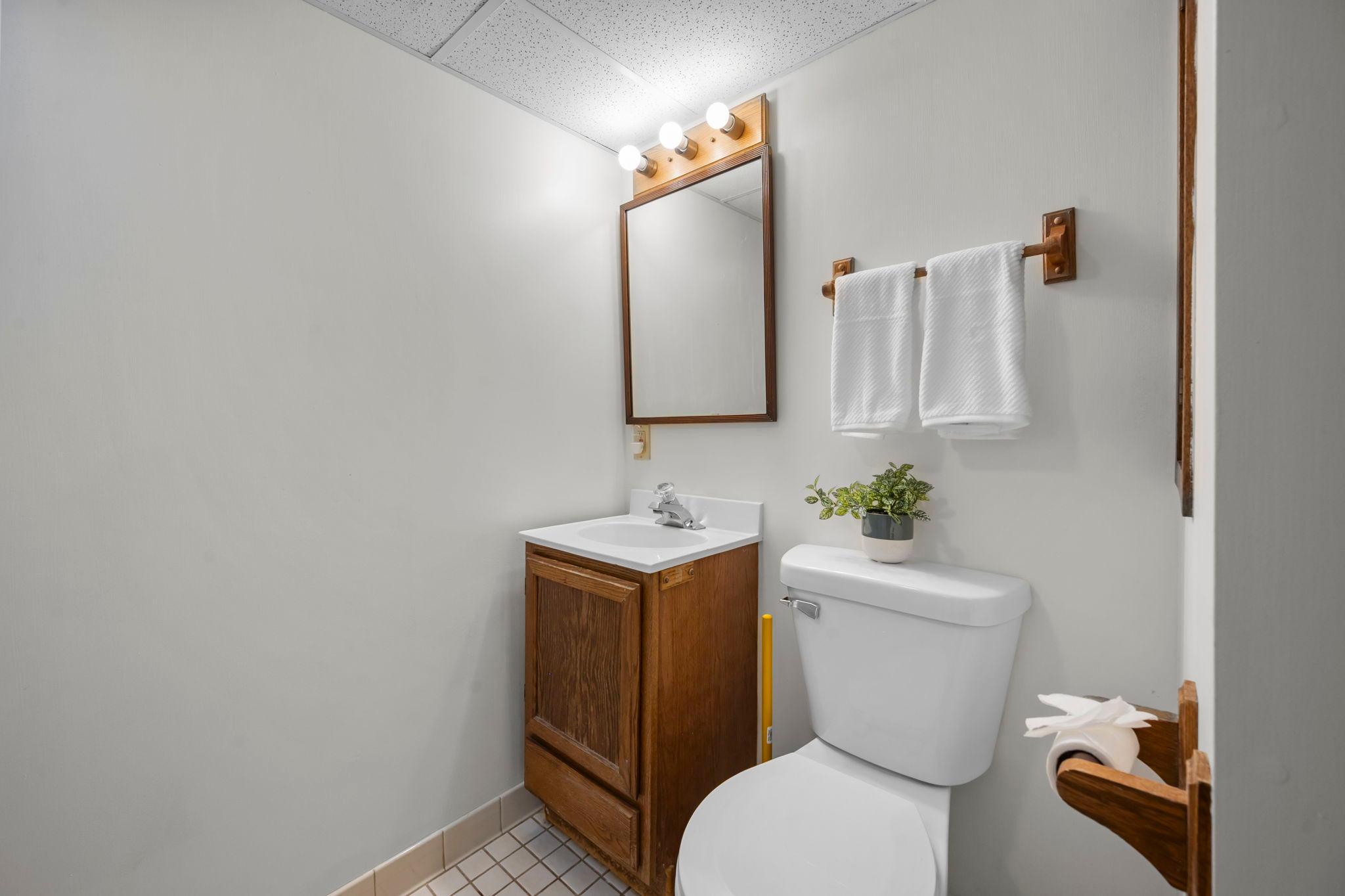 59-web-or-mls-4142 18th Ave-311.jpg