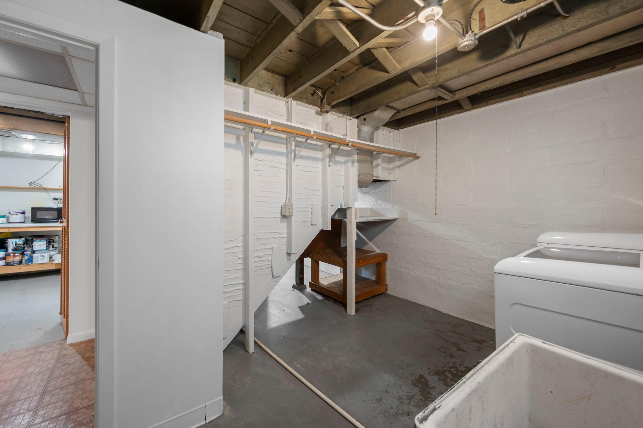 63-web-or-mls-4142 18th Ave-330.jpg