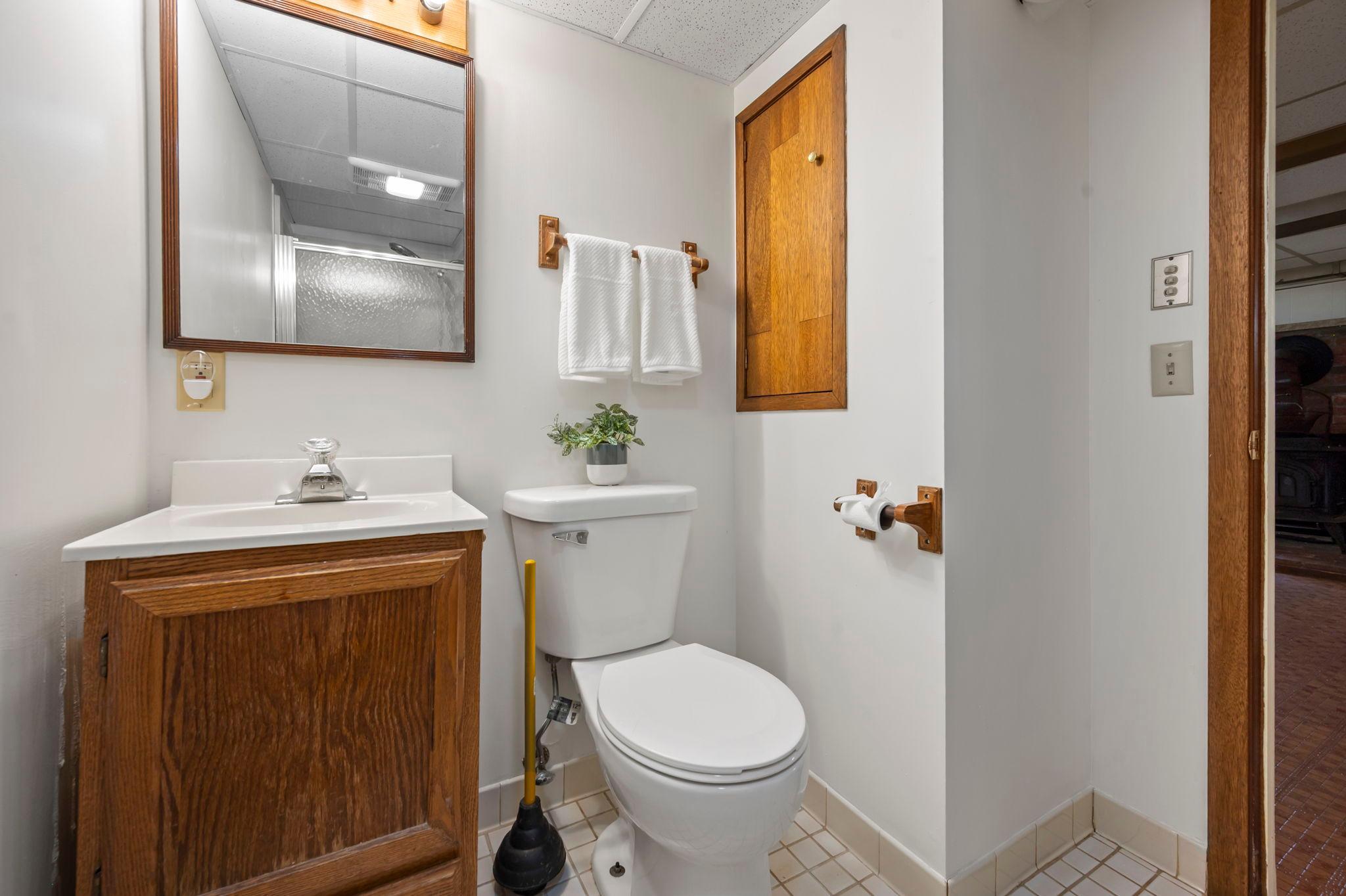60-web-or-mls-4142 18th Ave-315.jpg