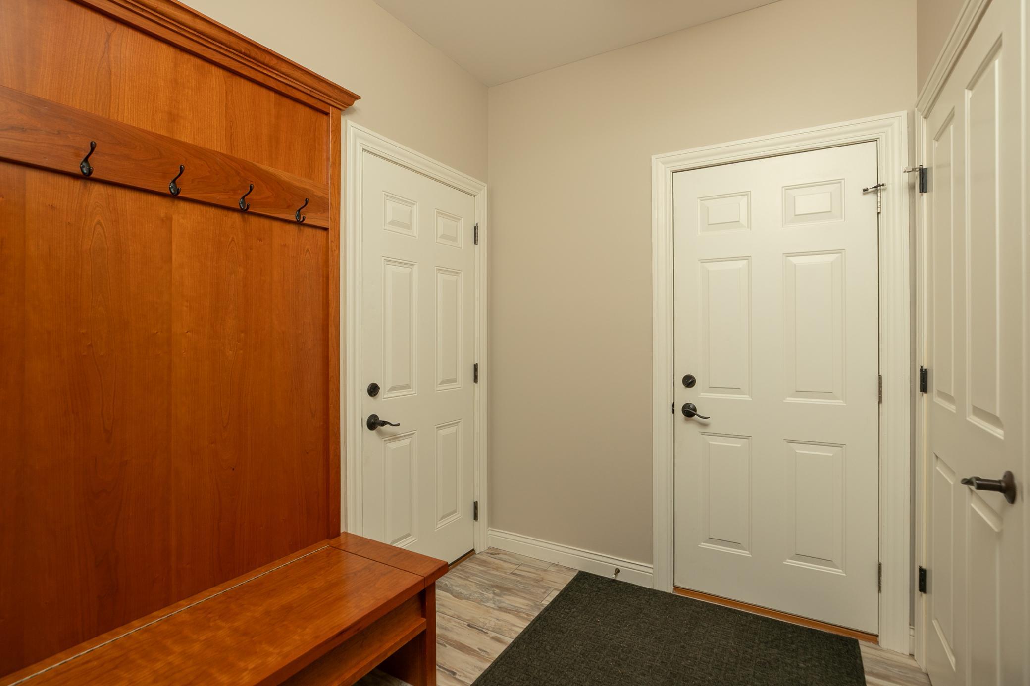 16-16-Mudroom.jpg