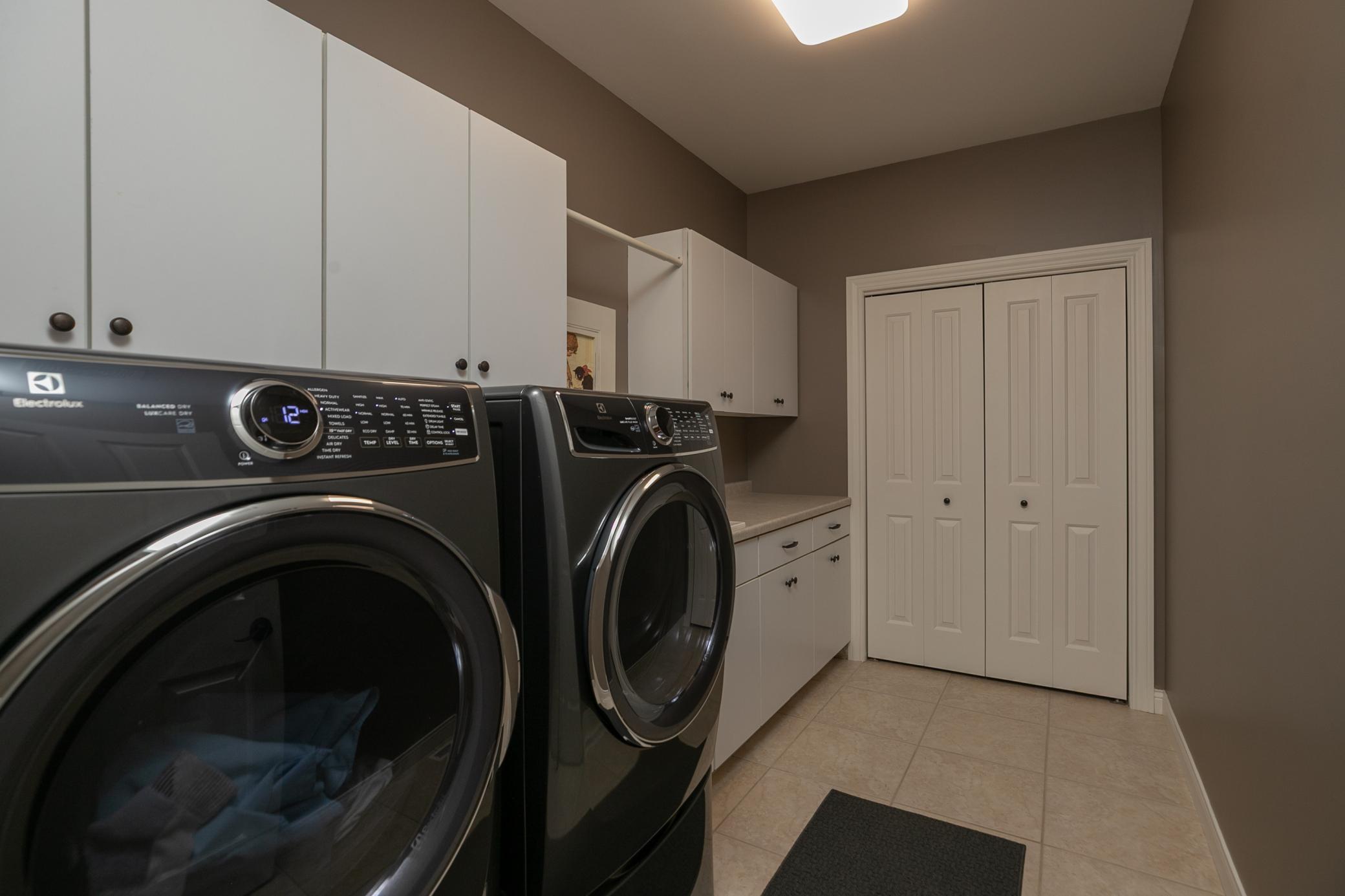 18-18-Laundry.jpg