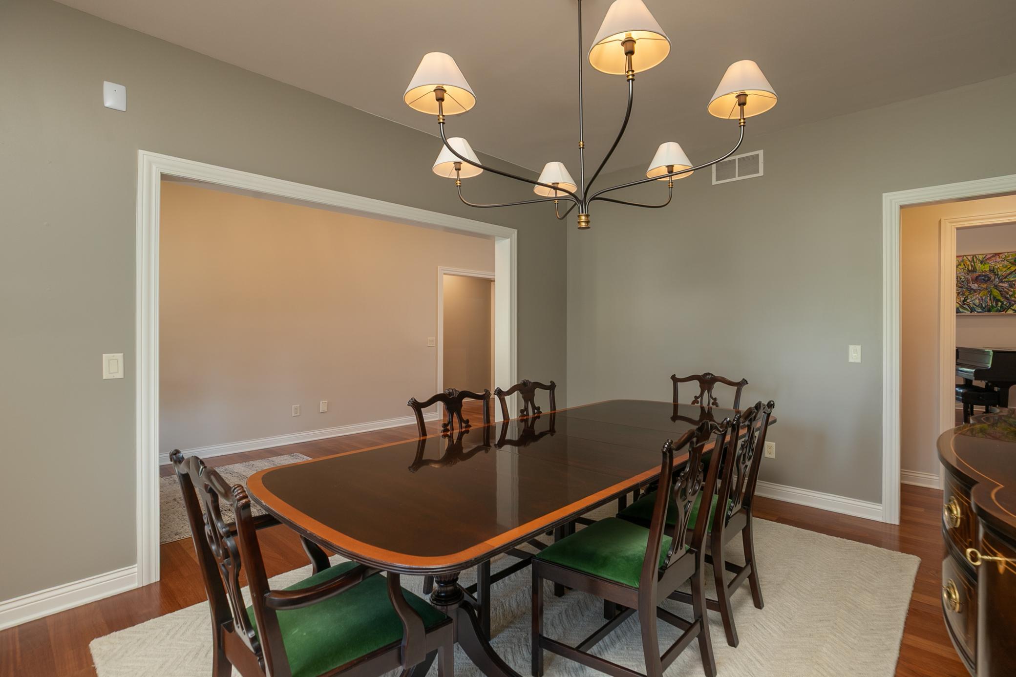 23-23-Dining Room.jpg