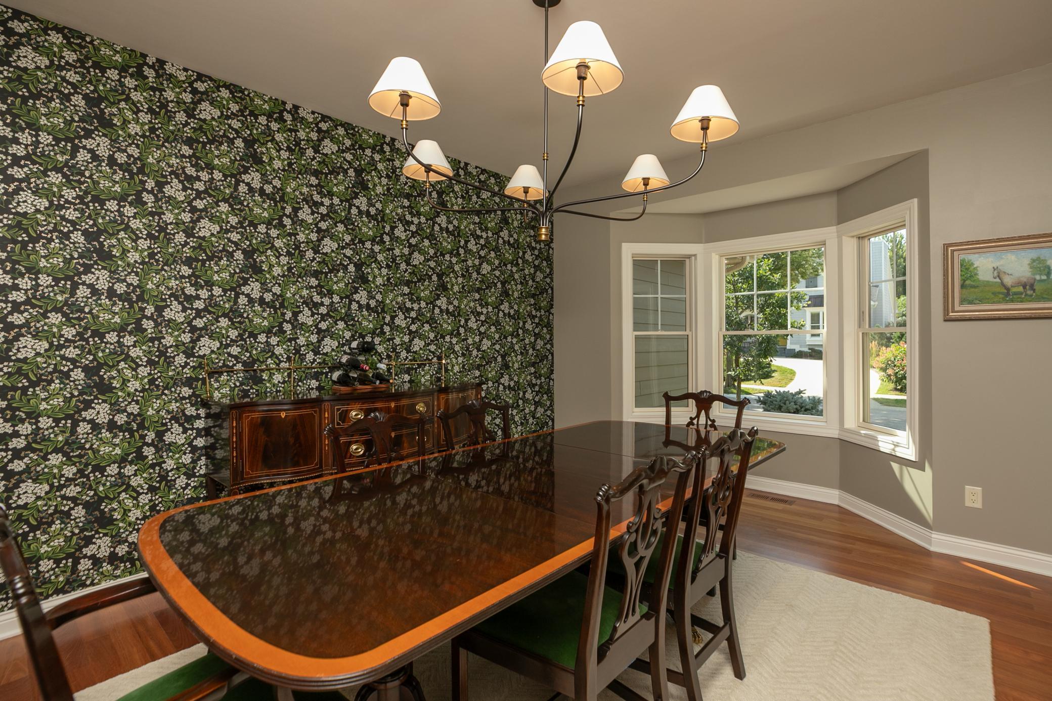 22-22-Dining Room.jpg