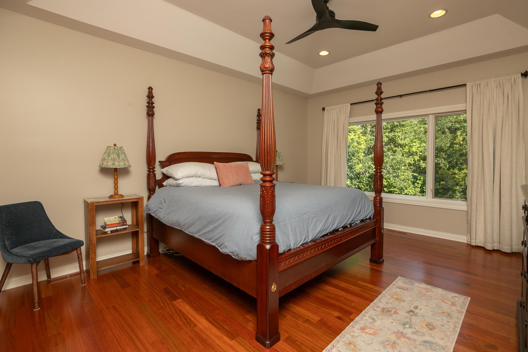 26-26-Primary Bedroom.jpg