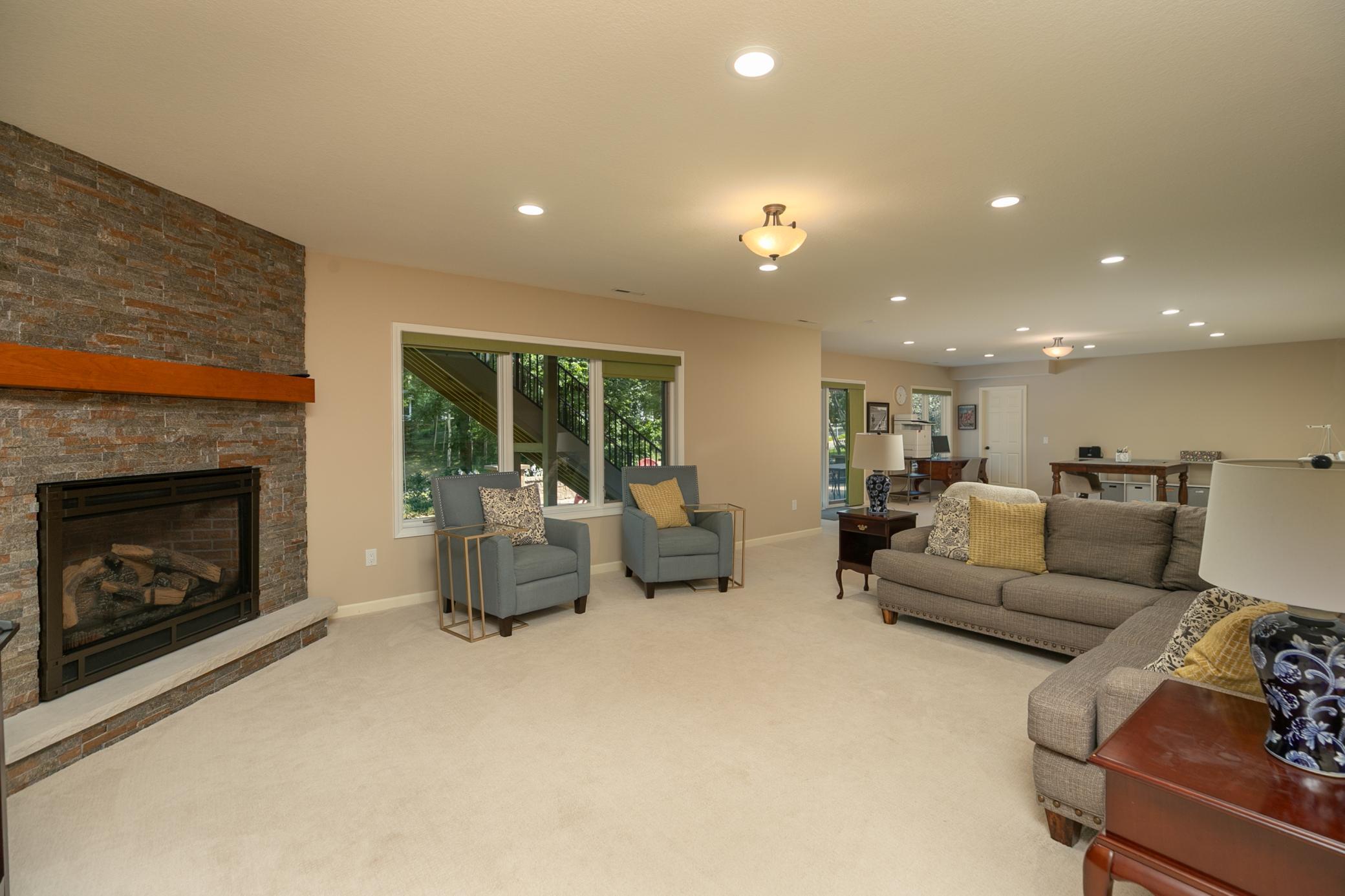 42-42-Family Room.jpg