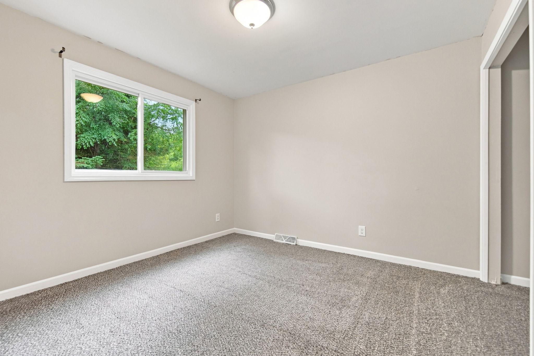 32-web-or-mls-DSC04703.jpg