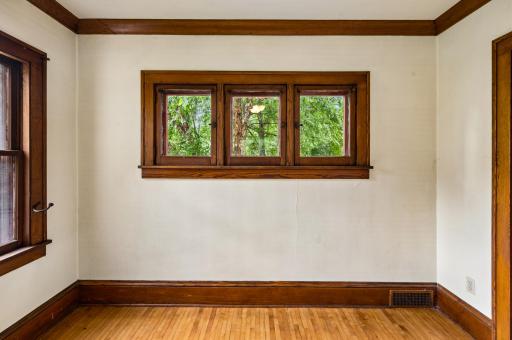2096 Como Avenue, Saint Paul, MN 55108