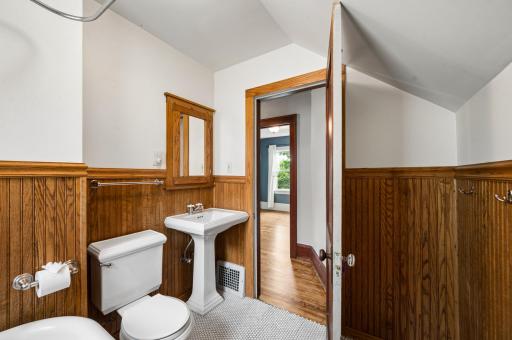 2096 Como Avenue, Saint Paul, MN 55108